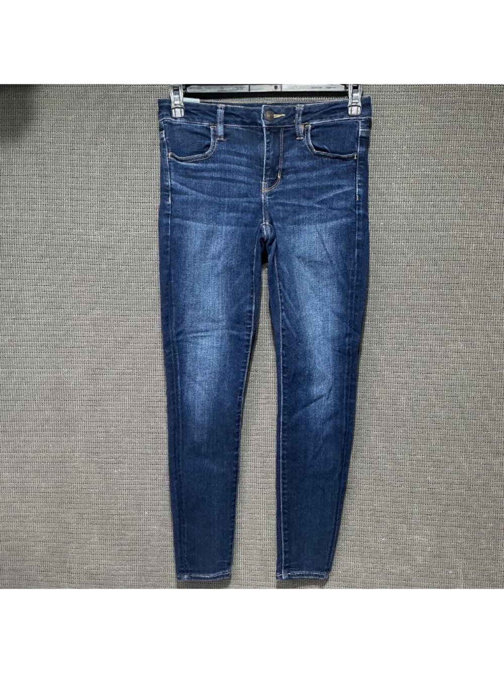 American Eagle Women's Next Level Stretch Dark Wash Skinny Jeggings Size 4 Blue